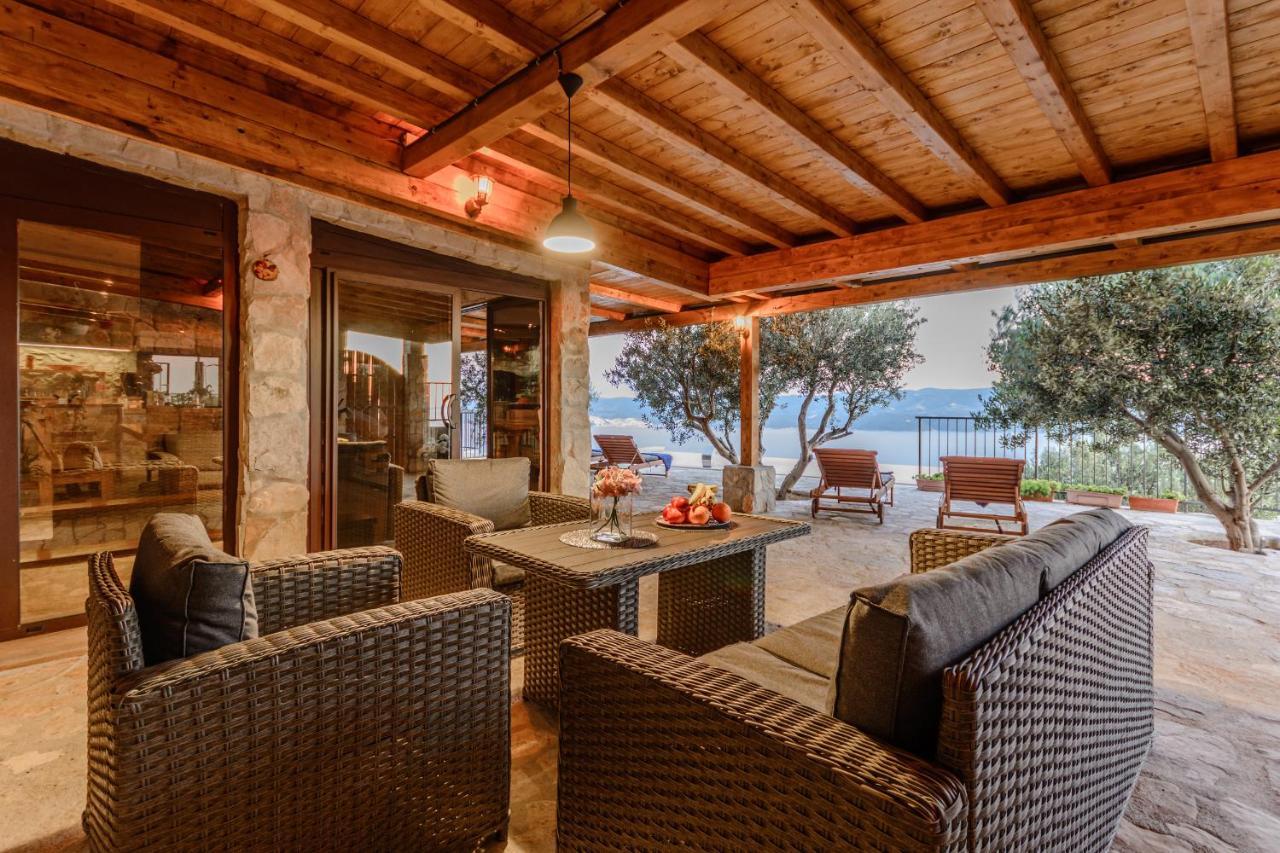 Villa Secluded Paradise Omis Exterior photo